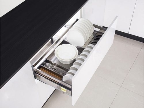 Giá xoong nồi, bát đĩa tủ dưới Eurogold EU132.900