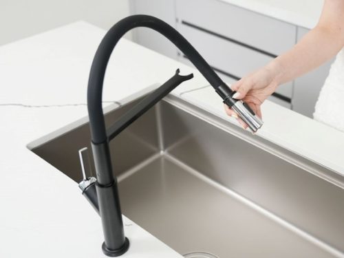 Thân vòi rửa bát nóng lạnh Konox Tema Black